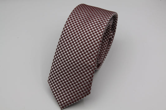 X12112  -  Bordo & White