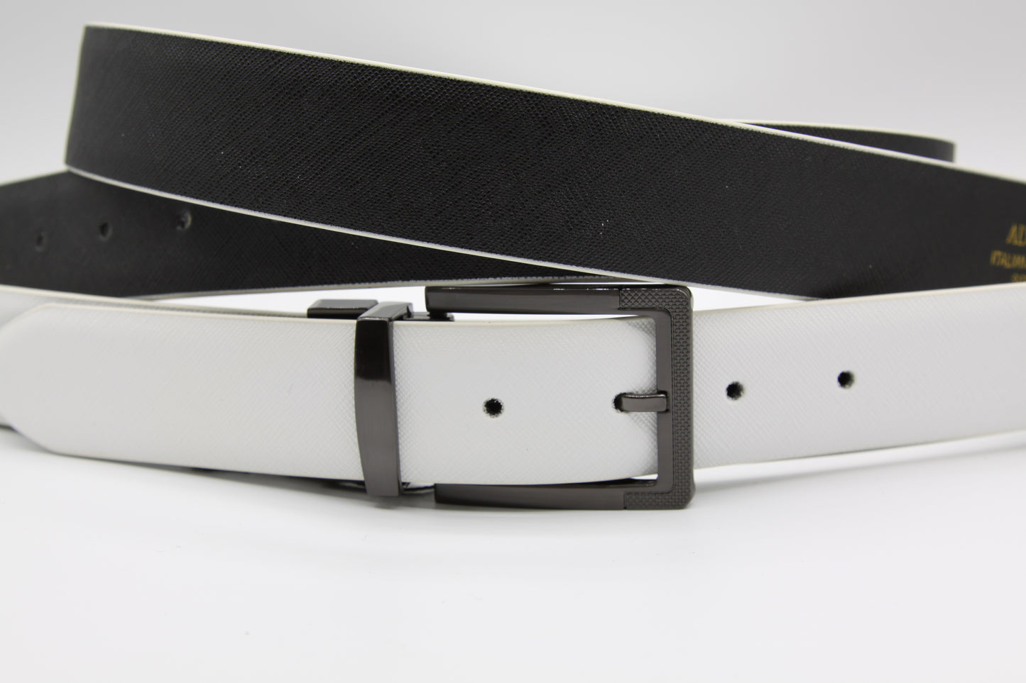 14129 - Italian Leather Belt - Reversible Black/White